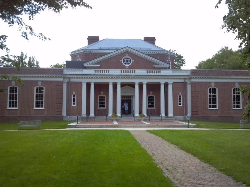 Concord_lib1.jpg
