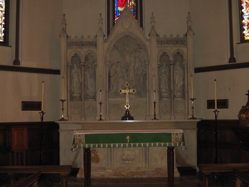 altar4.JPG