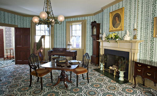 Wood Grain Restoration: Hedge House Museum